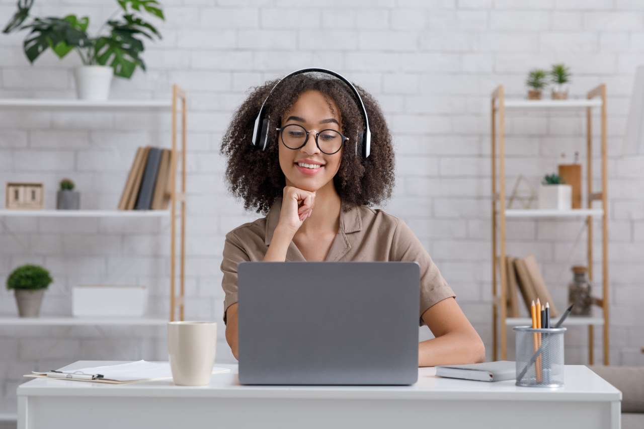 Cómo mejorar el listening en inglés con estos 11 consejos esenciales