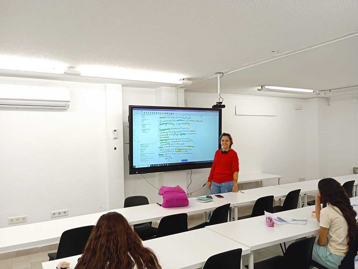 Clase en Academia Cruz Conde