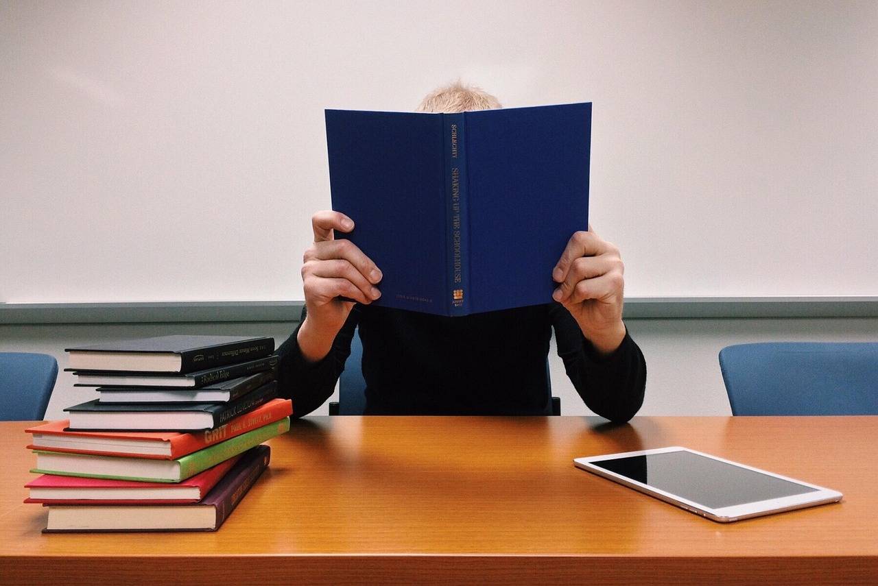 Estas son las oposiciones que puedes hacer con Bachillerato
