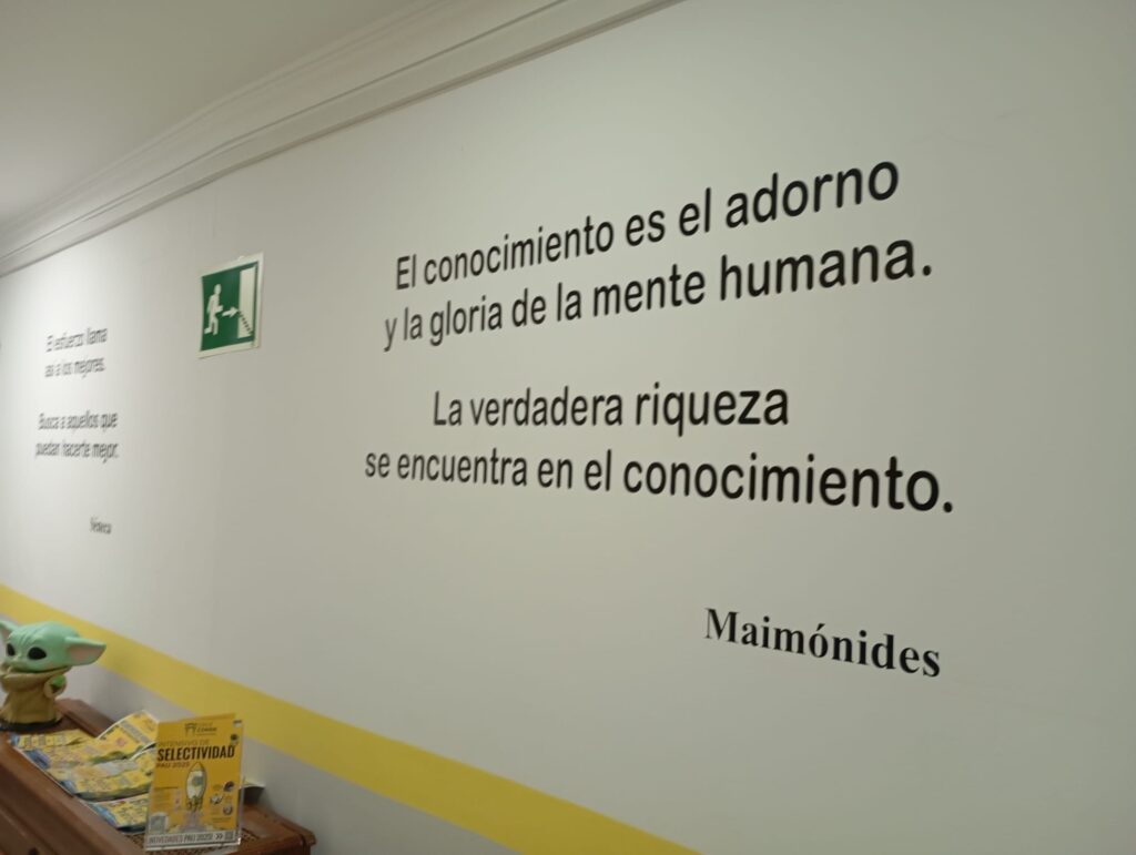 Instalaciones de Academia Cruz Conde en Córdoba